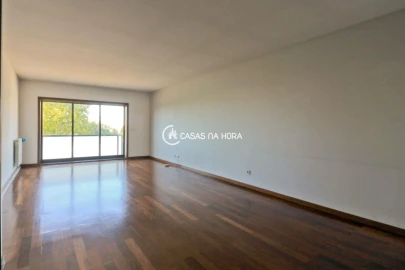 Apartamento T3 para Arrendamento em Paranhos