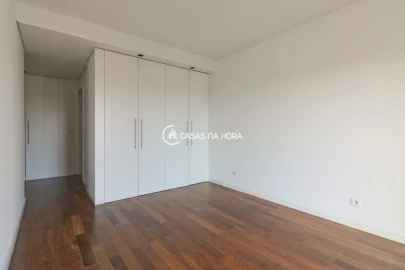 Apartamento T3 para Arrendamento em Paranhos