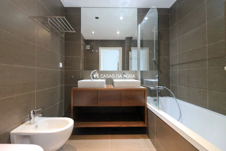 Apartamento T3 para Arrendamento em Paranhos Foto 5