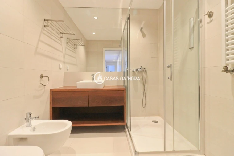 Apartamento T3 para Arrendamento em Paranhos Foto 10