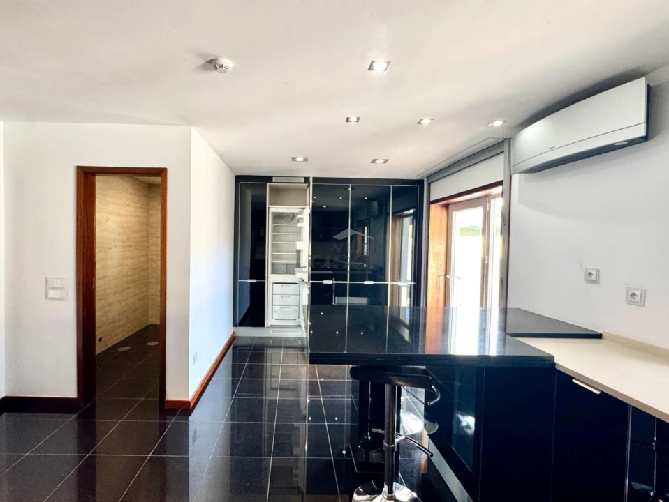 Moradia T4 para Venda em Perafita, Lavra e Santa Cruz do Bispo Foto 8