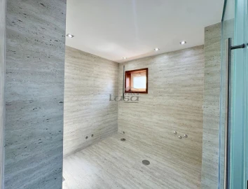 Moradia T4 para Venda em Perafita, Lavra e Santa Cruz do Bispo