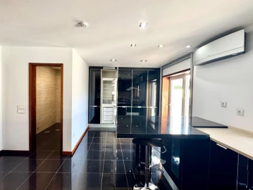 Moradia T4 para Venda em Perafita, Lavra e Santa Cruz do Bispo