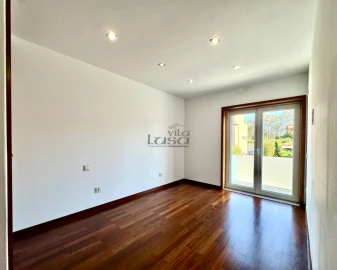 Moradia T4 para Venda em Perafita, Lavra e Santa Cruz do Bispo