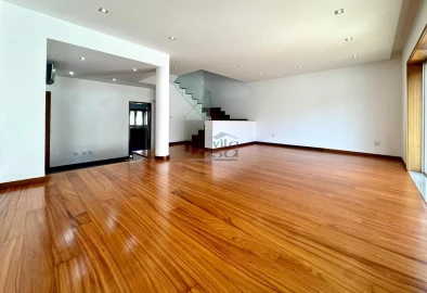 Moradia T4 para Venda em Perafita, Lavra e Santa Cruz do Bispo