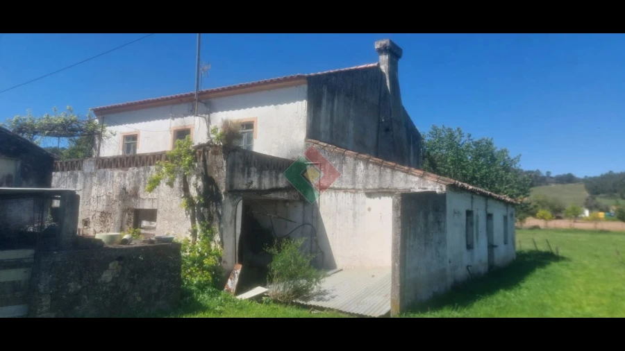 Quinta T4 para Venda em São Salvador da Aramenha