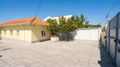 Moradia T3 para Venda em Paramos