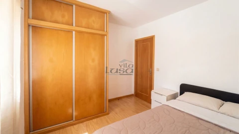 Moradia T3 para Venda em Paramos