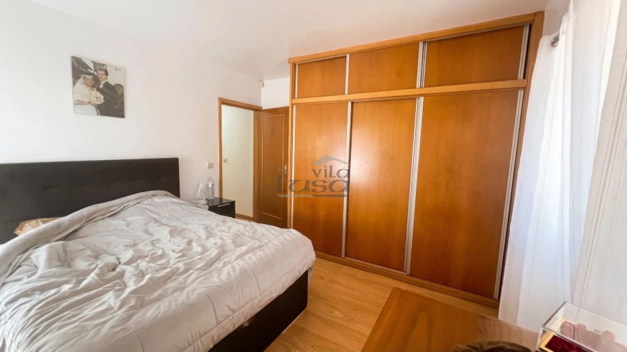 Moradia T3 para Venda em Paramos Foto 12