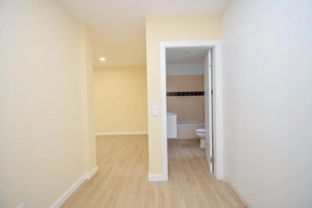 Moradia T3 para Venda em Santa Maria e São Miguel, São Martinho, São Pedro Penaferrim Foto 13