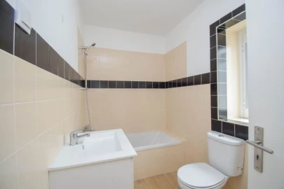 Moradia T3 para Venda em Santa Maria e São Miguel, São Martinho, São Pedro Penaferrim