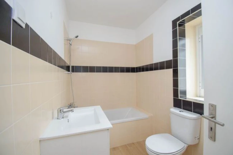 Moradia T3 para Venda em Santa Maria e São Miguel, São Martinho, São Pedro Penaferrim Foto 10