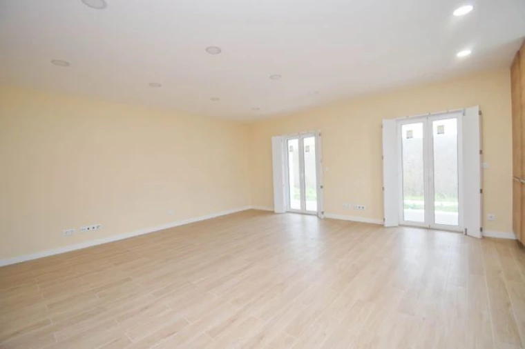 Moradia T3 para Venda em Santa Maria e São Miguel, São Martinho, São Pedro Penaferrim Foto 24