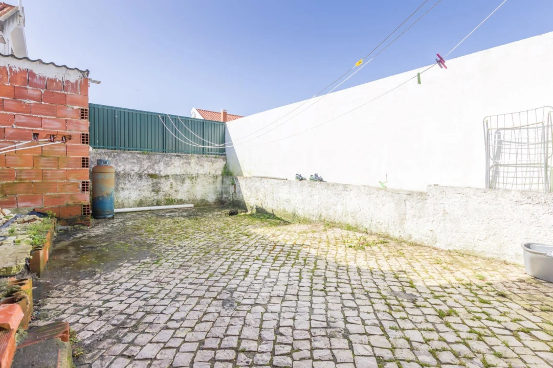 Moradia T2 para Venda em Charneca de Caparica e Sobreda Foto 11