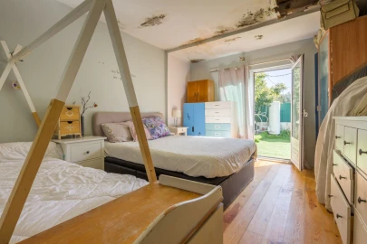 Moradia T2 para Venda em Charneca de Caparica e Sobreda