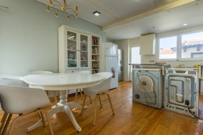 Moradia T2 para Venda em Charneca de Caparica e Sobreda