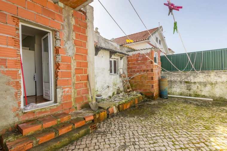 Moradia T2 para Venda em Charneca de Caparica e Sobreda Foto 12