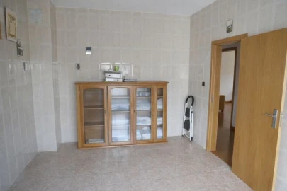 Moradia T5 para Venda em Arcozelos