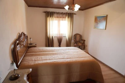 Moradia T5 para Venda em Arcozelos