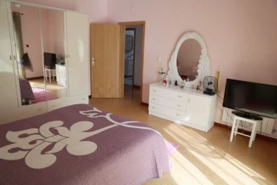 Moradia T5 para Venda em Arcozelos