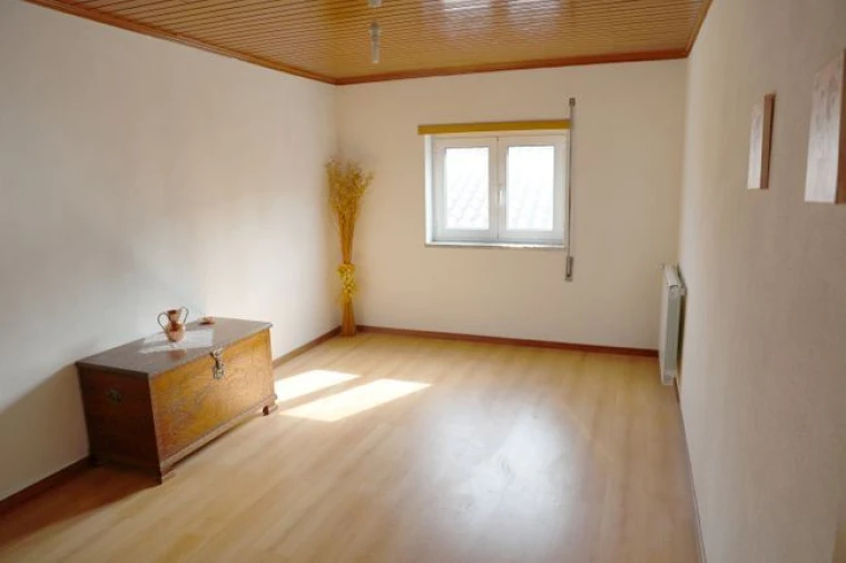 Moradia T5 para Venda em Arcozelos Foto 12