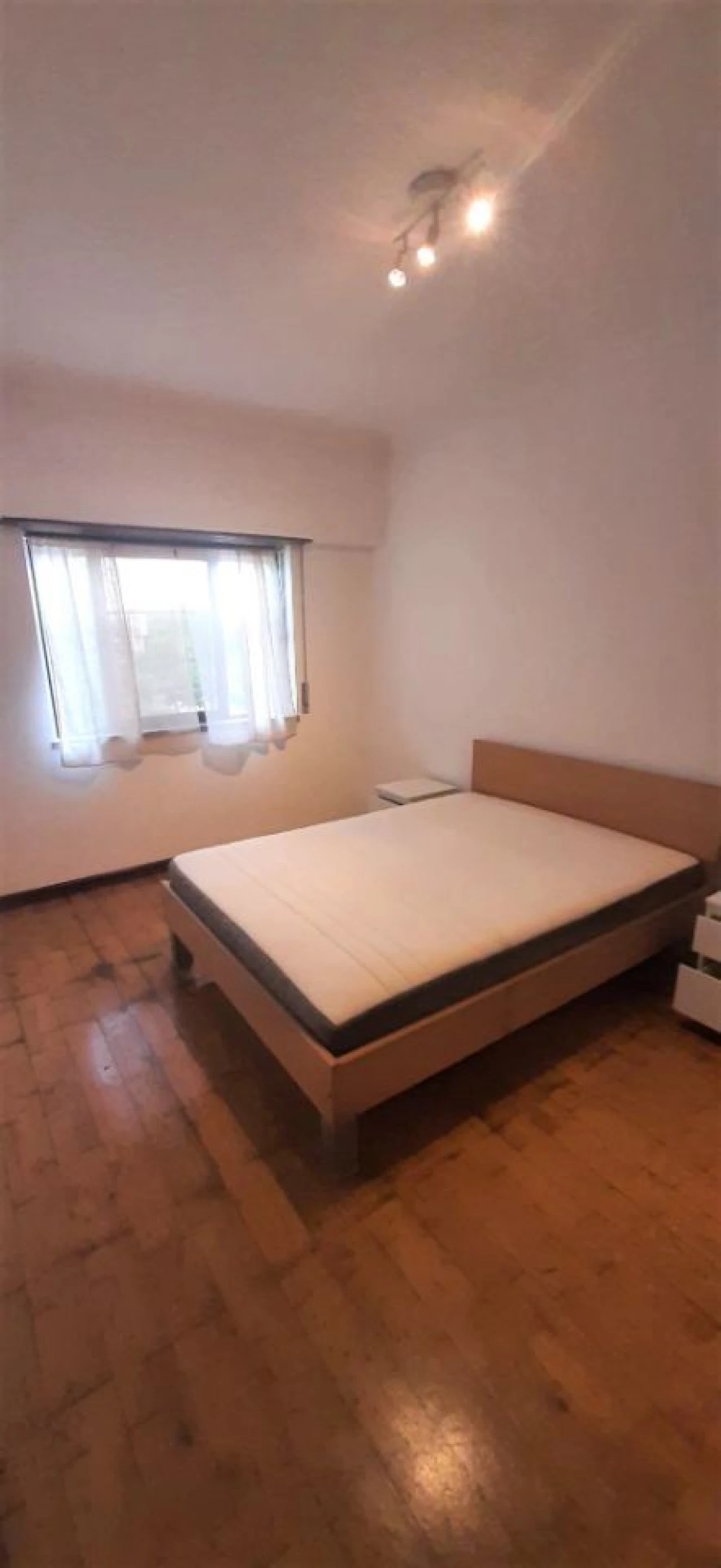 Apartamento T1 para Arrendamento em Cacém e São Marcos Foto 2