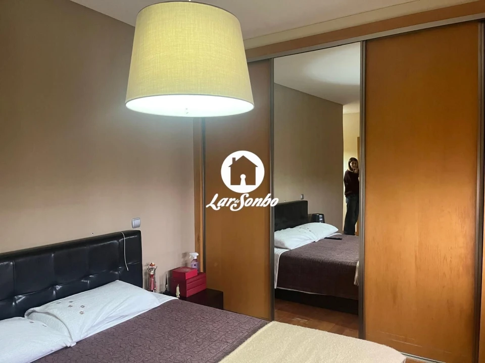 Apartamento T3 para Venda em Cidade da Maia Foto 2