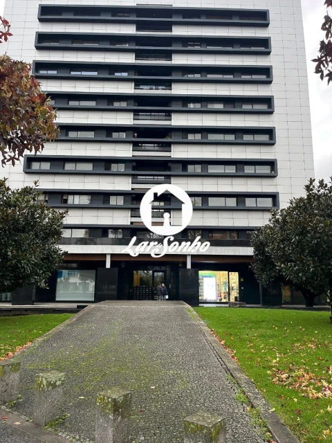 Apartamento T3 para Venda em Cidade da Maia