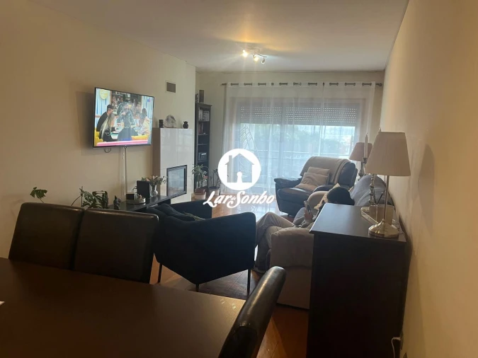 Apartamento T3 para Venda em Cidade da Maia Foto 6
