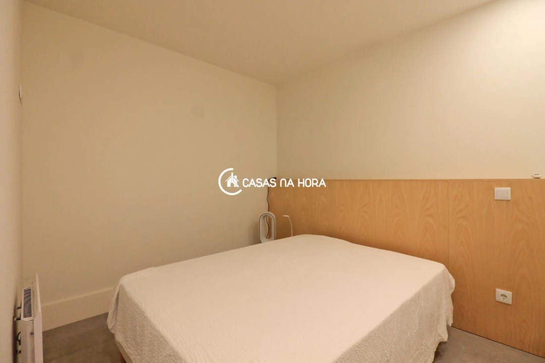 Apartamento T2 para Arrendamento em Paranhos Foto 26