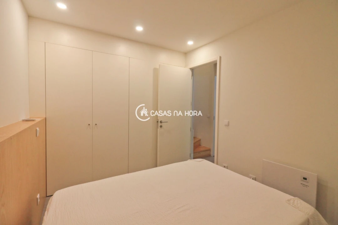 Apartamento T1 para Arrendamento em Paranhos Foto 14