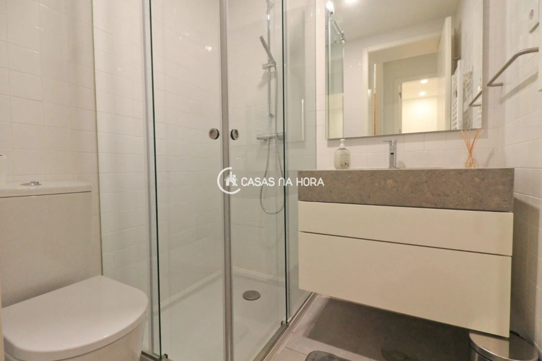 Apartamento T1 para Arrendamento em Paranhos Foto 23