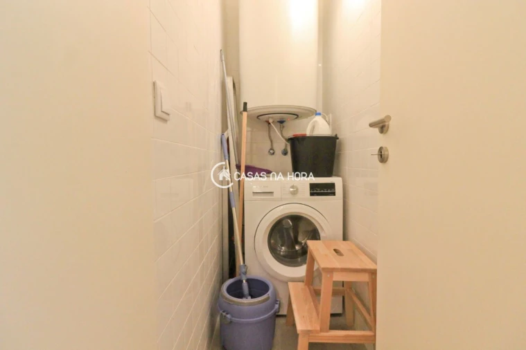 Apartamento T1 para Arrendamento em Paranhos Foto 28