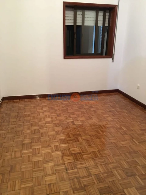 Apartamento T3 para Venda em Branca