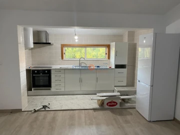 Apartamento T3 para Venda em Branca