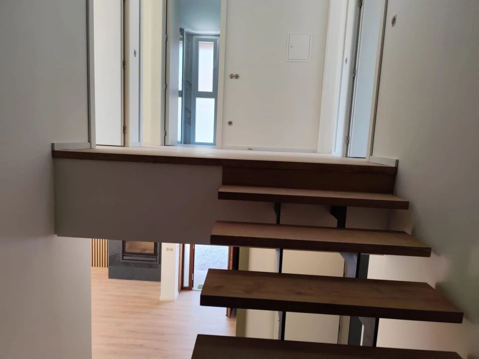 Moradia T4 para Venda em Palmeira Foto 13