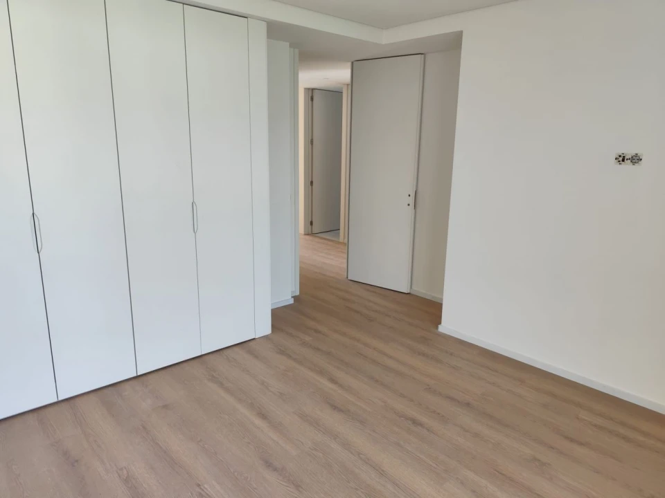 Moradia T4 para Venda em Palmeira Foto 28