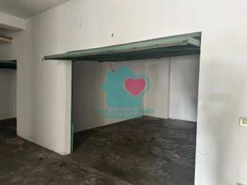 Garagem para Venda em Gois