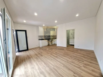 Apartamento T0 para Venda em Vilar