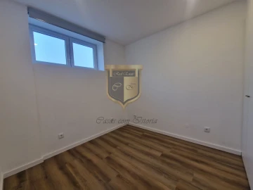 Apartamento T2 para Venda em Santa Maria, São Pedro e Matacães