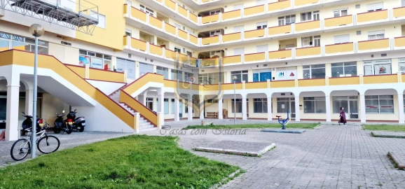 Apartamento T2 para Venda em Santa Maria, São Pedro e Matacães