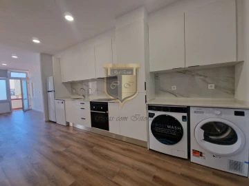 Apartamento T2 para Venda em Santa Maria, São Pedro e Matacães