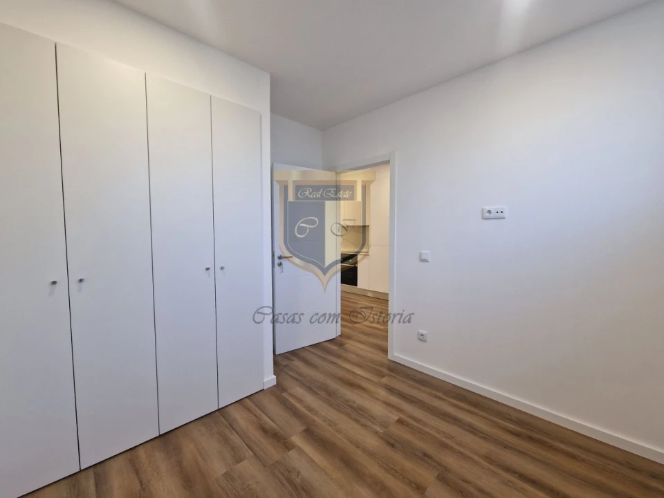 Apartamento T2 para Venda em Santa Maria, São Pedro e Matacães Foto 12