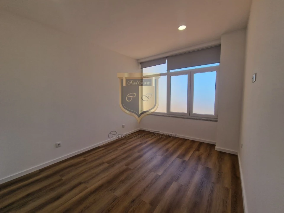 Apartamento T2 para Venda em Santa Maria, São Pedro e Matacães Foto 6