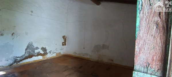 Moradia T1 para Venda em Barbacena e Vila Fernando