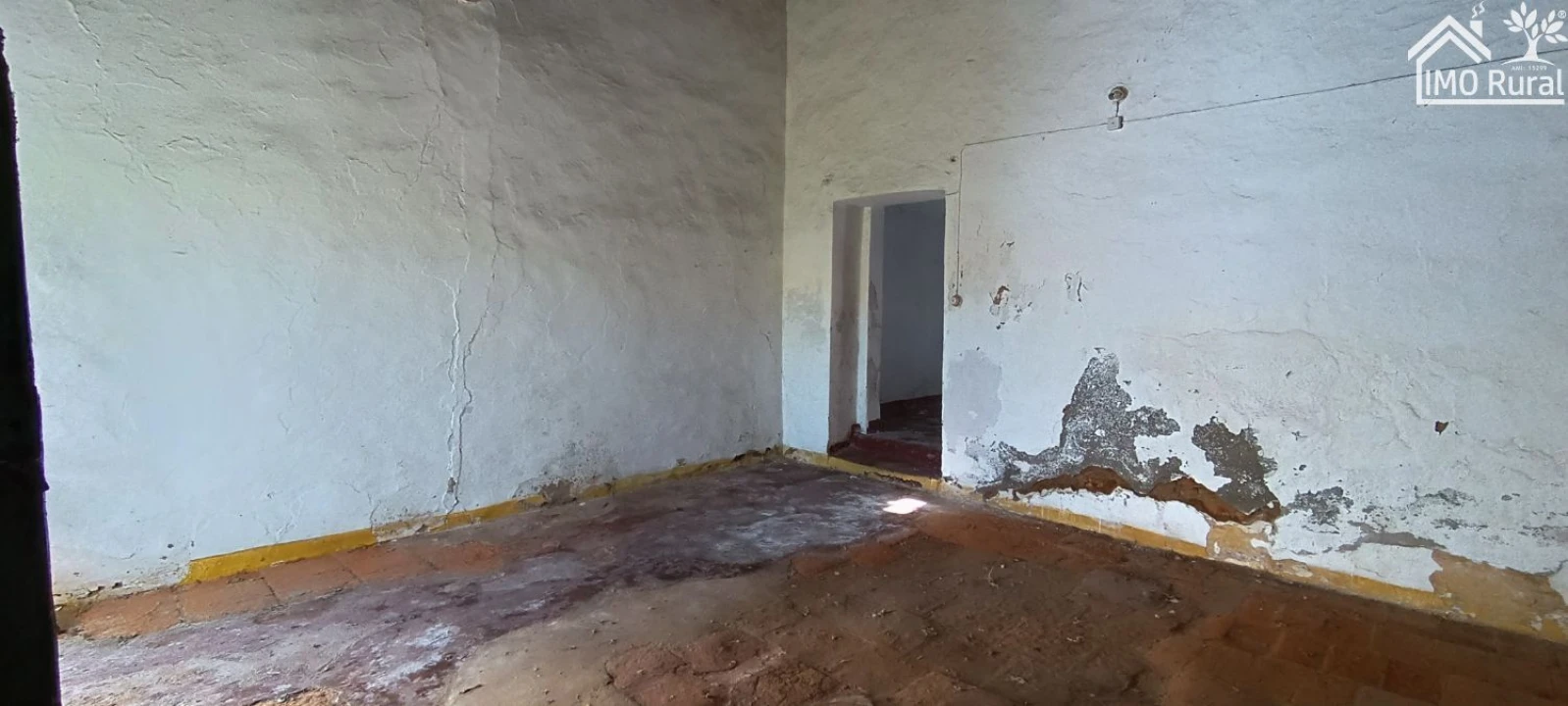 Moradia T1 para Venda em Barbacena e Vila Fernando Foto 3