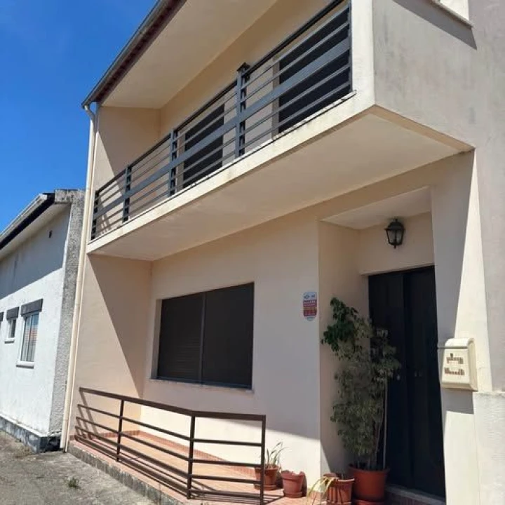 Moradia T3 para Venda em Cidade da Maia Foto 1