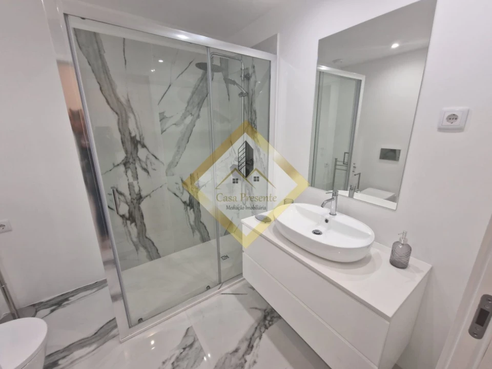 Apartamento T0 para Venda em Matosinhos e Leça da Palmeira Foto 9