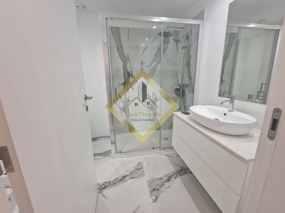 Apartamento T0 para Venda em Matosinhos e Leça da Palmeira Foto 9