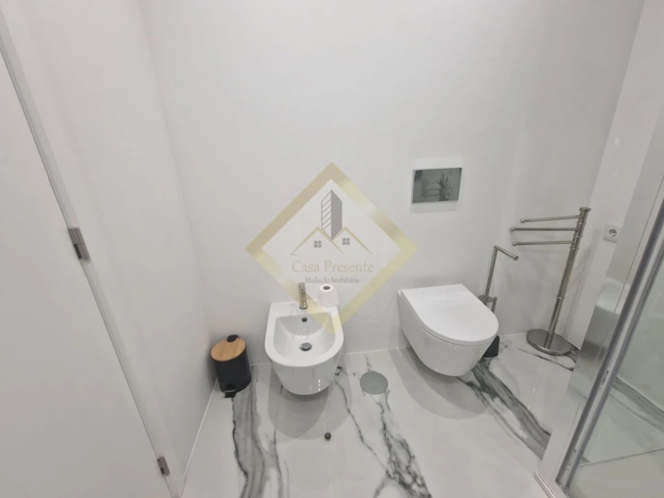 Apartamento T0 para Venda em Matosinhos e Leça da Palmeira Foto 8